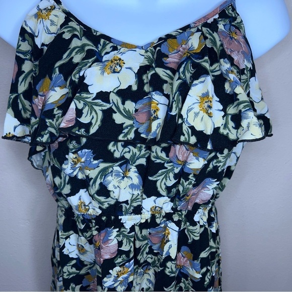 MEDIUM GREEN FLORAL RUFFLE DRESS SLEEVELESS CASUAL LACE UP BACK - Picture 4 of 10